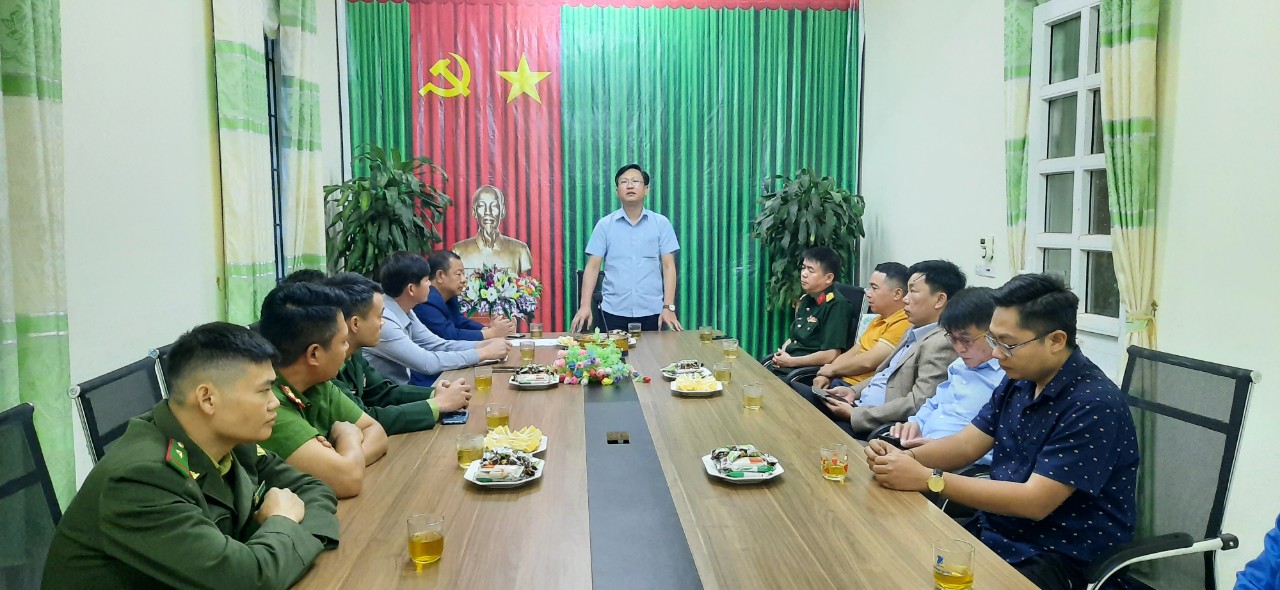 Đoàn chúc tết cổ truyền dân tộc do đồng chí Kiều Hải Nam –UVBTV-  Phó chủ tịch UBND huyện dẫn đầu đến thăm chúc tết cán bộ và Nhân dân tại xã Tá Bạ